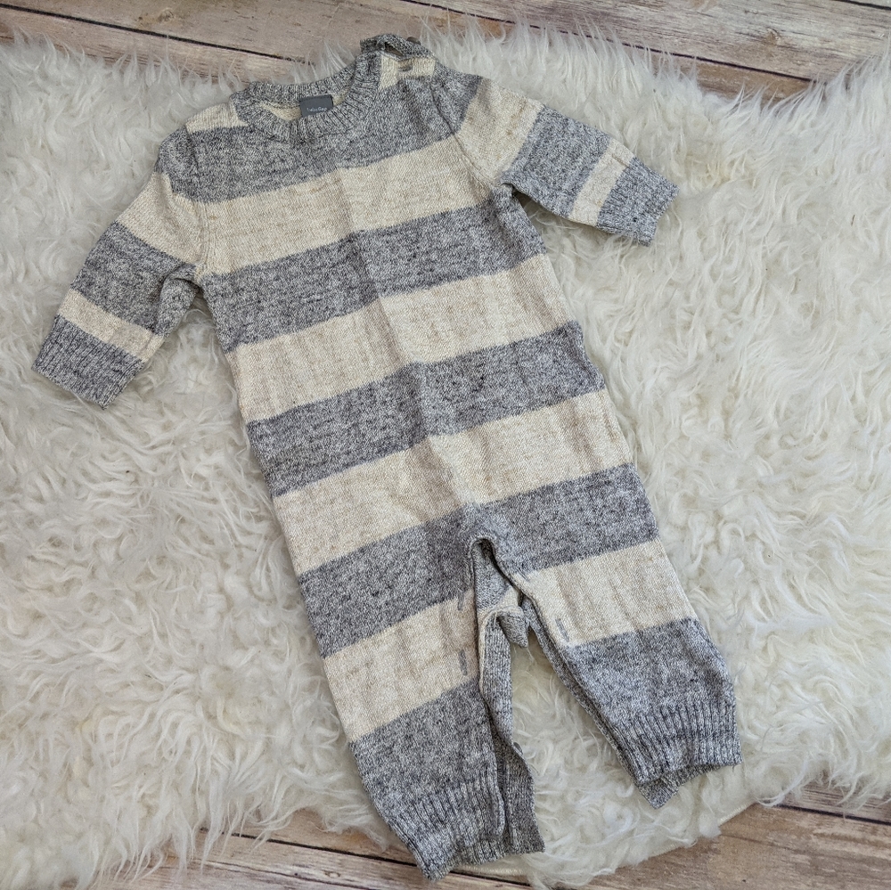 Baby gap sweater romper